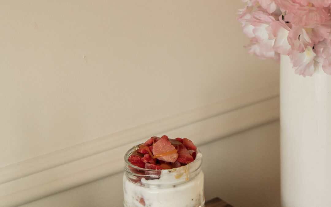 Gruau préparé la veille aux fraises & caramel